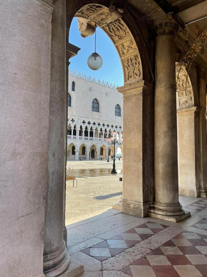 Ca Del Mar Venice Luxury Apartments Εξωτερικό φωτογραφία